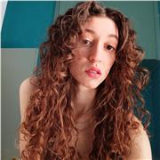 Diplomata al Liceo Classico, laurea in Psicologia Clinica. Offro ripetizioni in Latino, Inglese e materie umanistiche